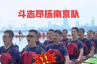 搞科研是吧？图片报：纳帅在训练时就就演练了哈弗茨踢左后卫